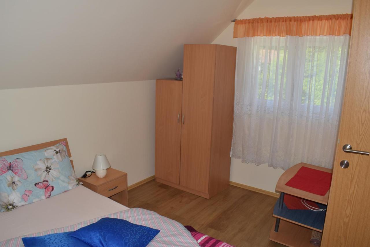 Apartmani Husko Тухельске-Топлице Экстерьер фото
